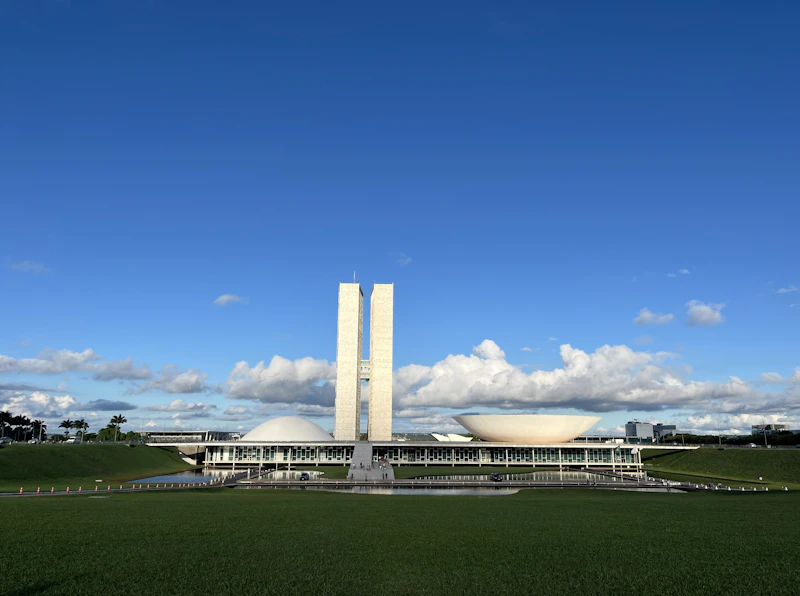 STF court building, brazilian tax papers, sup em Cuiabá - Sistema de gestão e automação comercial MAXDATA CBA